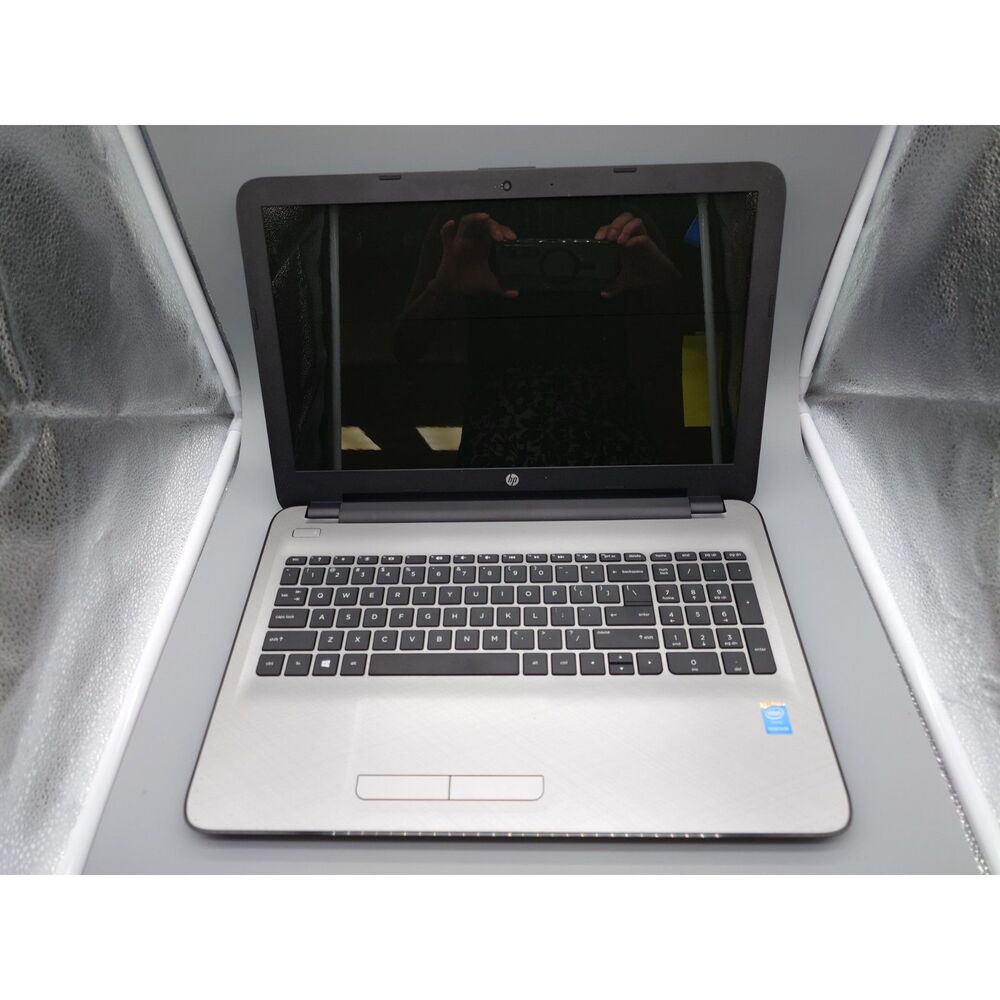 HP LAPTOP WITH CHARGER- AS IS [GNH012687]